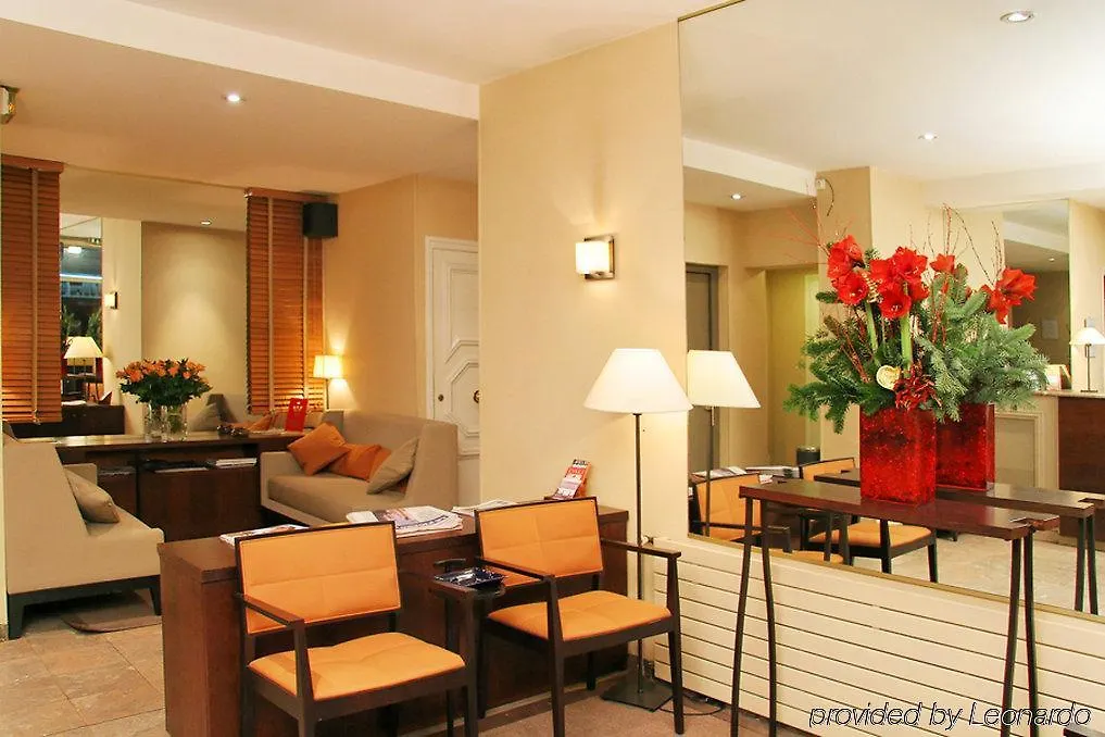Charing Cross מלון 3*